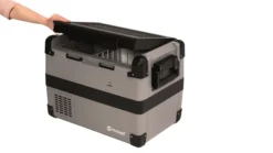 Glacière électrique Outwell Deep Cool 35 Black & Grey SS22 9 Glacière électrique Outwell Deep Cool 35 Black & Grey SS22 -Plein Air Équipement Magasin glaciere electrique outwell deep cool 35 black grey ss22 176988 650x650 g1
